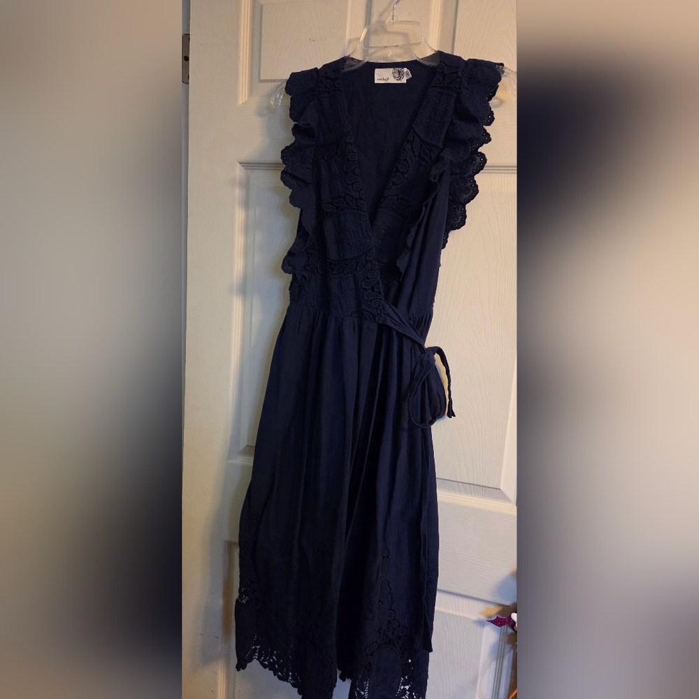 Everleigh Navy Lace Wrap Dress Size Small - Picture 4 of 16